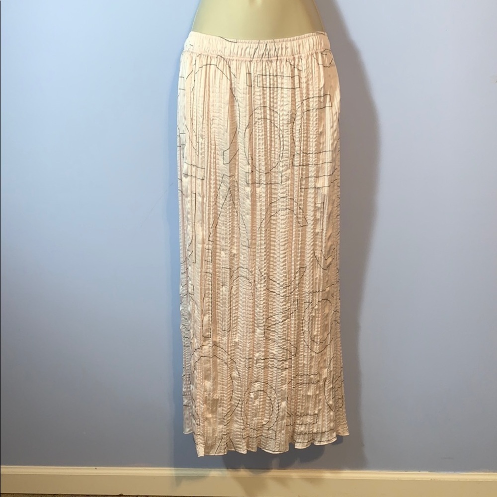 Calvin Klein powder pink spell out black letter crinkle pleated skirt med